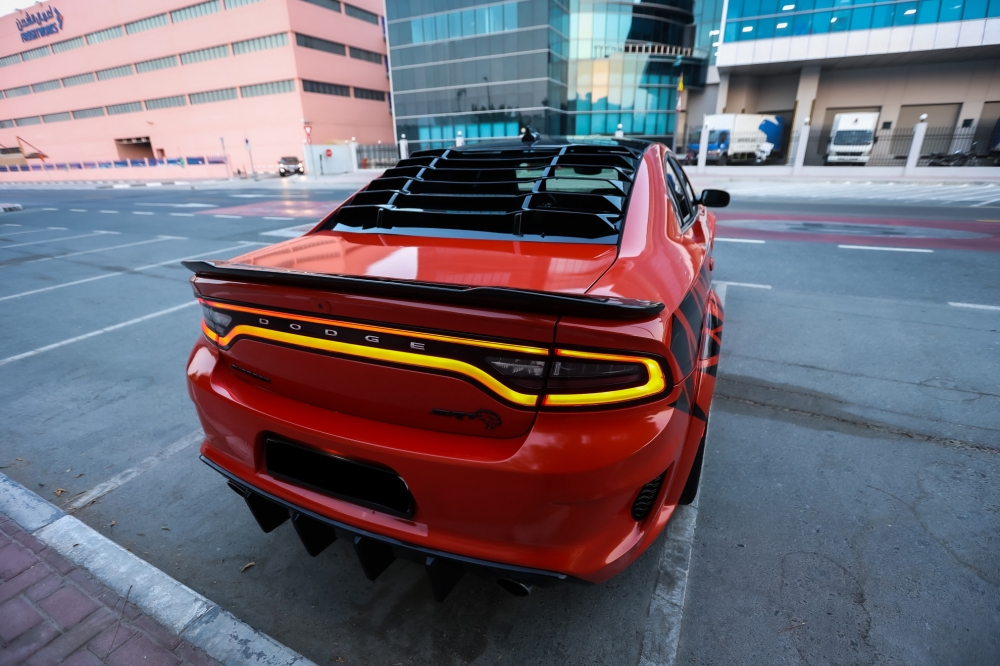 Red Dodge Charger SRT V8 2022