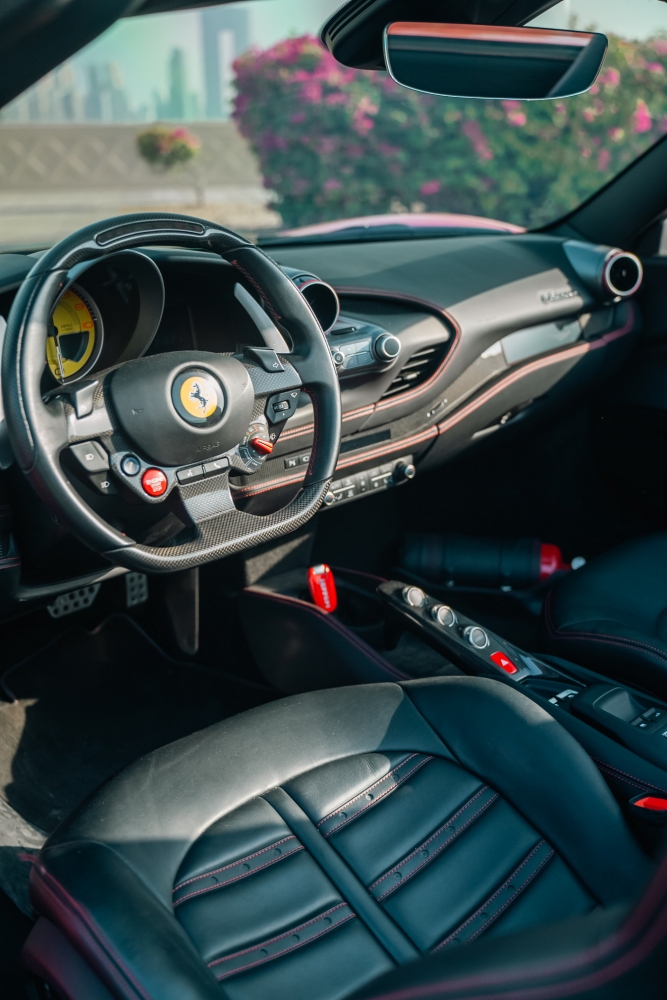 Rosso Ferrari F8 Tributo Ragno 2022