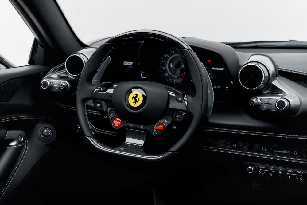 Siyah Ferrari F8 Tributo Örümcek 2022