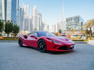 Rent Ferrari F8 Tributo 2022