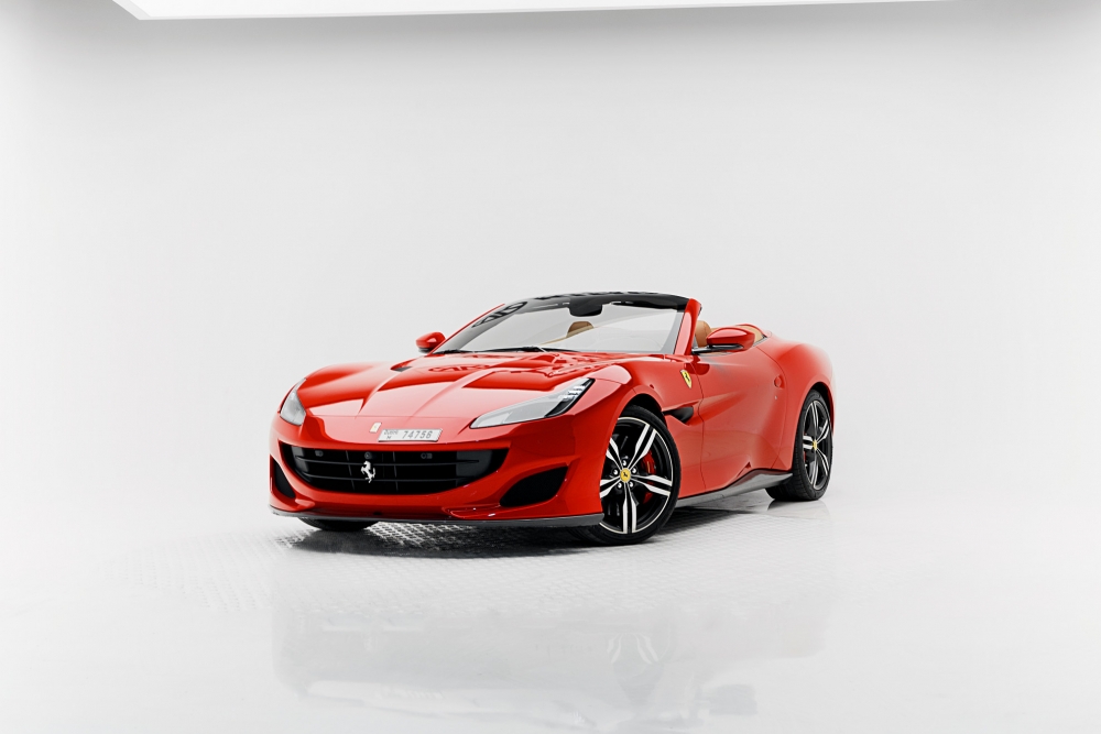 rouge Ferrari Portofino 2020