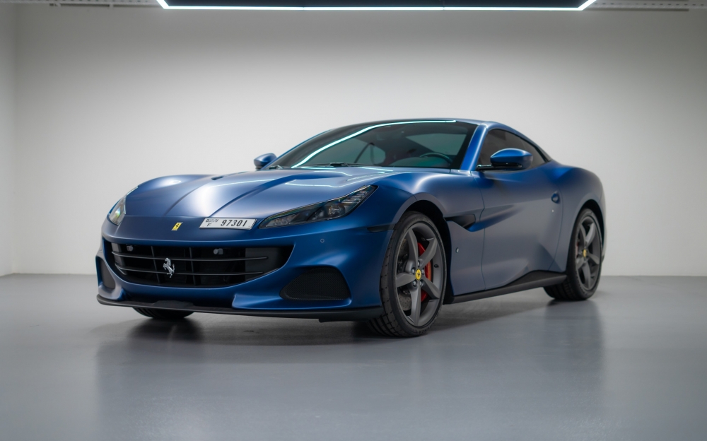 Blauw Ferrari Portofino 2022