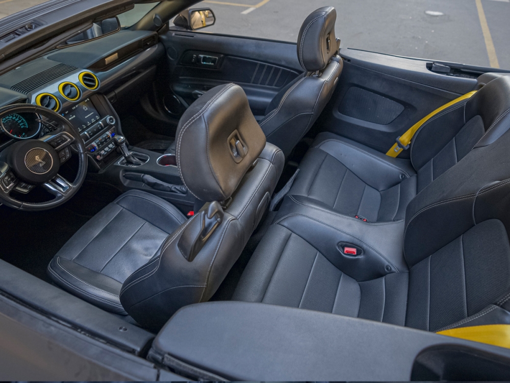 Grau Ford Mustang Shelby GT500 Kit Cabrio V4 2020