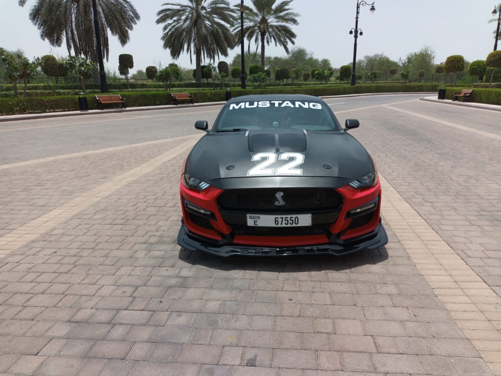 Amarillo Vado Mustang V8 GT Coupé Kit 2019