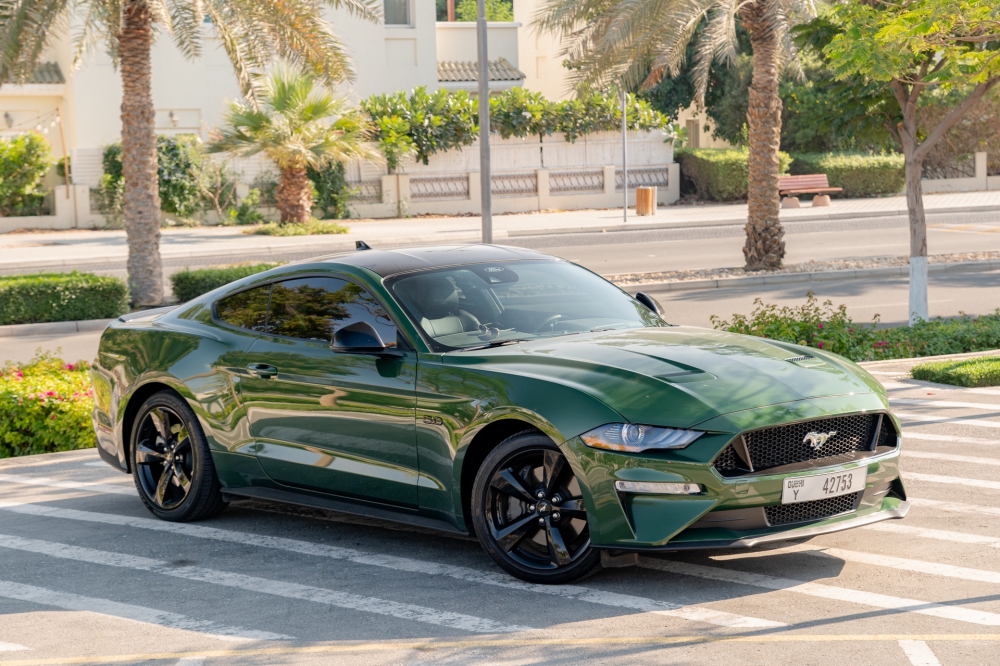 Yeşil Ford Mustang GT Coupe V8 2022