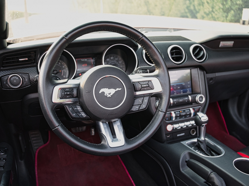 rouge Gué Mustang GT Kit Cabriolet V4 2022