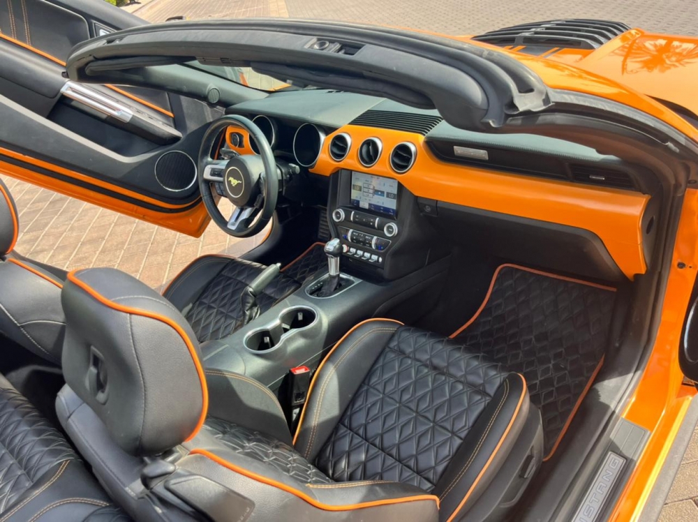 Orange Ford Mustang GT350 Kit Convertible V4 2021