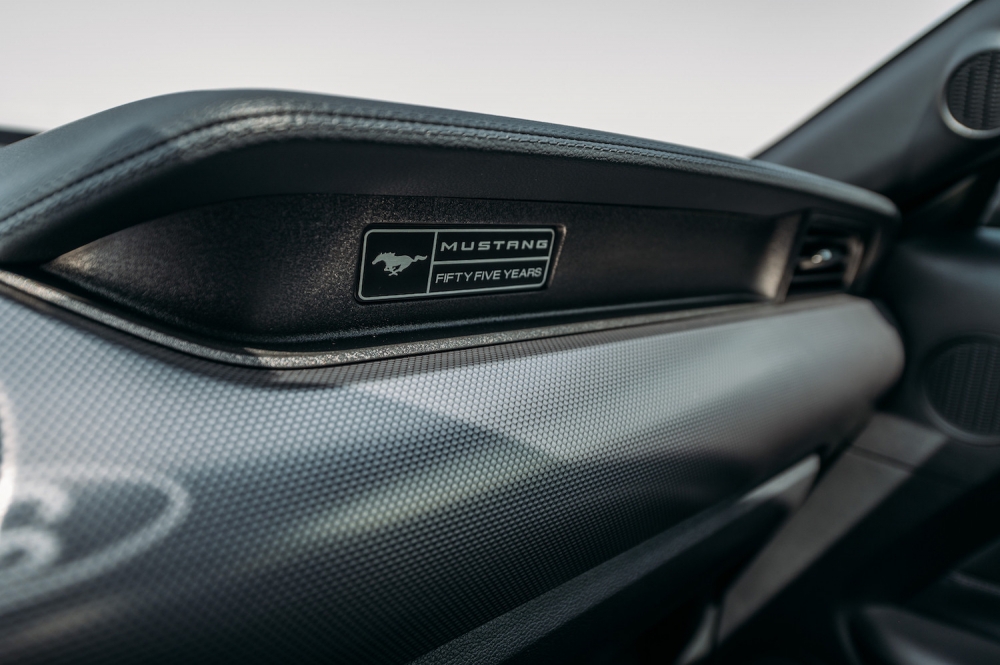 黑色的 福特 野马 GT500 2.3 Eco Boost 2020