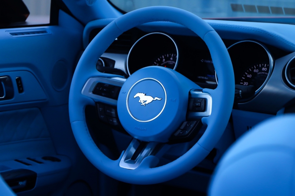 Оранжевый Ford Mustang Shelby GT Kit Convertible V4 2019