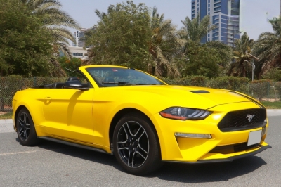 Rent Ford Mustang EcoBoost Cabrio V4 2020