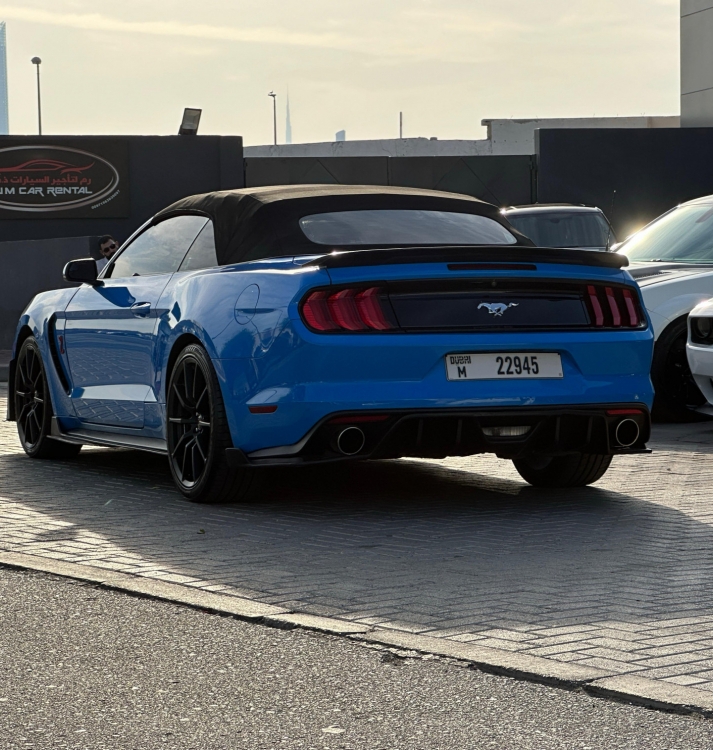 Blue Ford Mustang Shelby GT500 Kit Convertible V4 2018