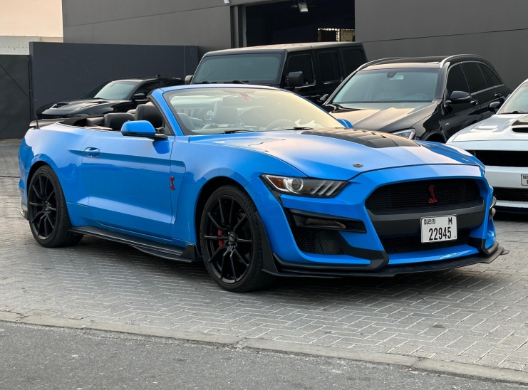 Mavi Ford Mustang Shelby GT500 Takımı Dönüştürülebilir V4 2018