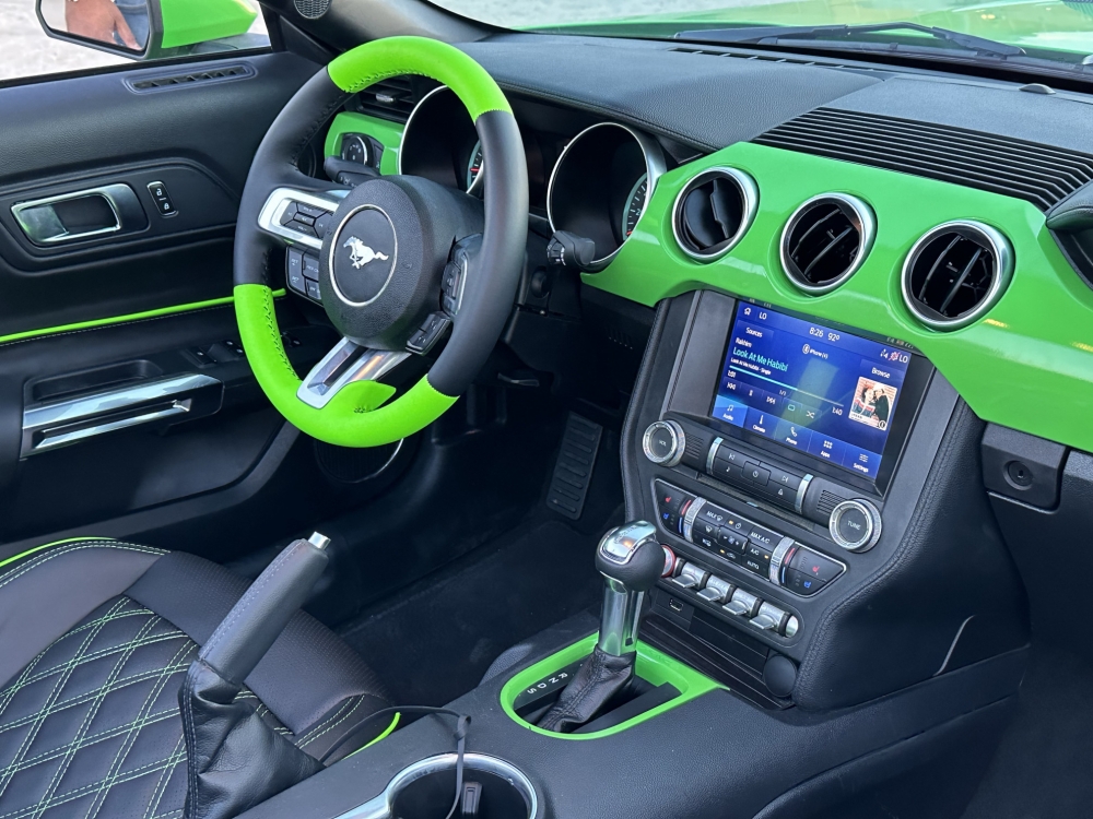 Yeşil Ford Mustang Shelby GT500 Takımı Dönüştürülebilir V4 2023