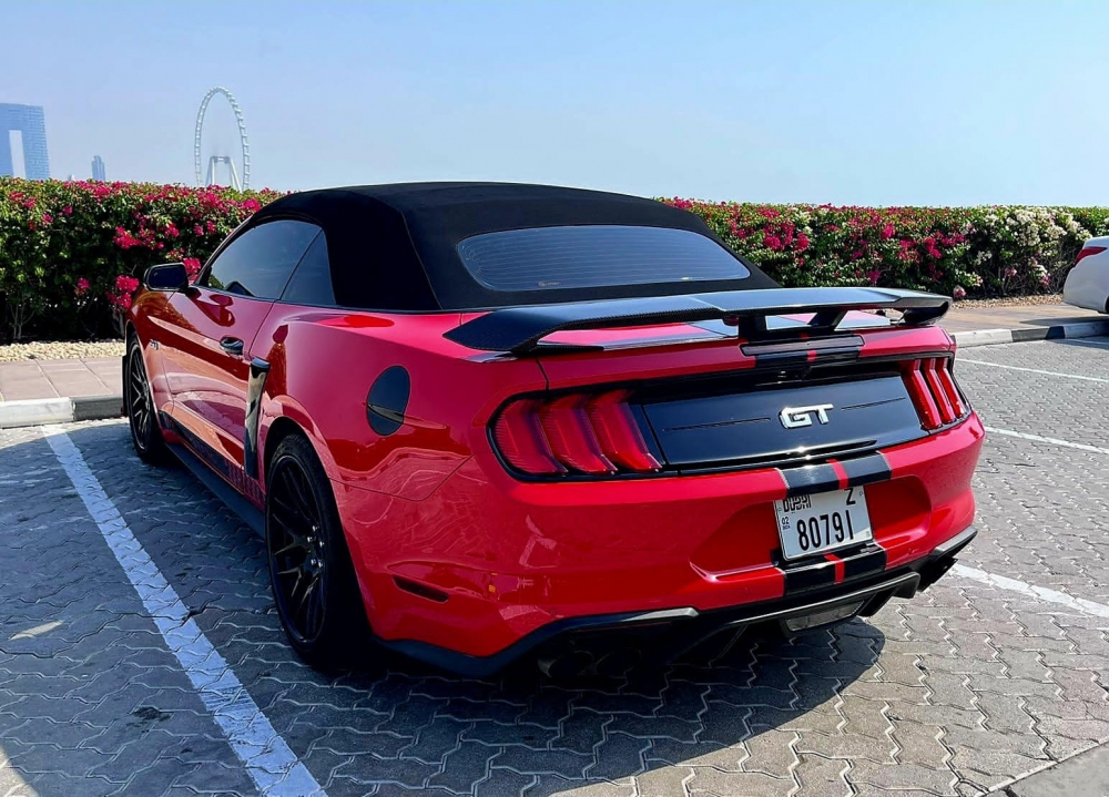 Metalik Kırmızı Ford Mustang Shelby GT500 Takımı Cabrio V8 2022
