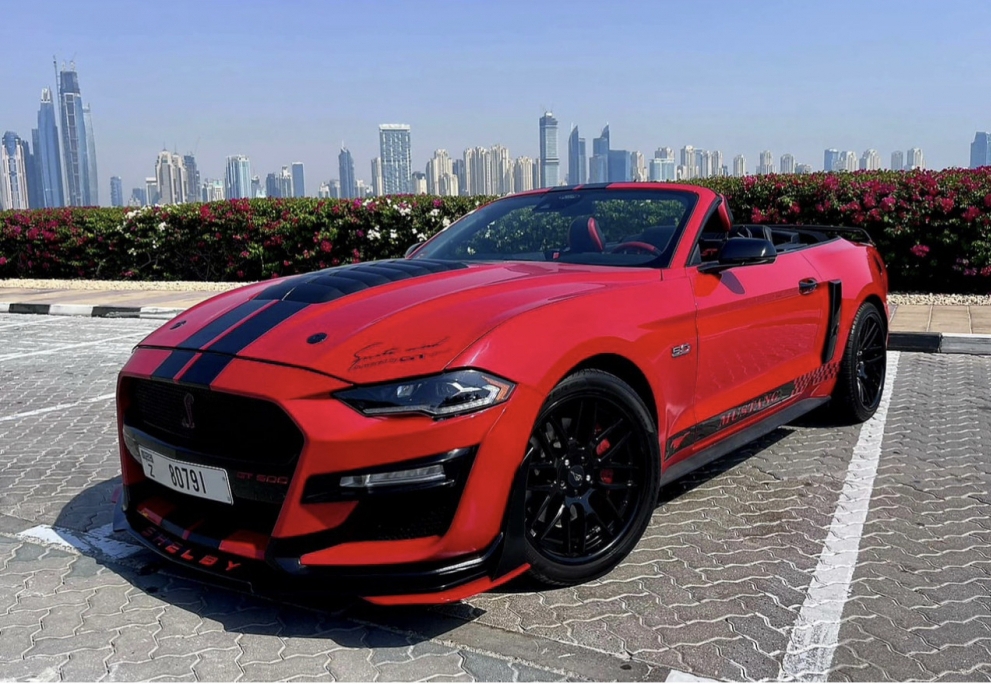 Rouge métallique Gué Kit Mustang Shelby GT500 Décapotable V8 2022