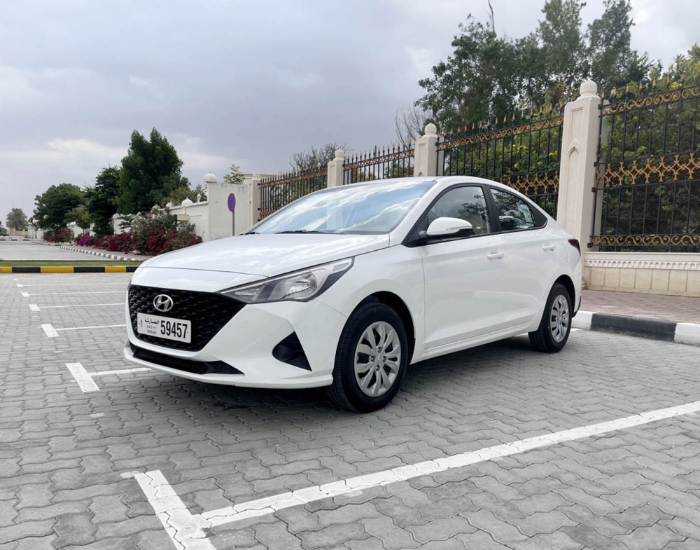 Blanco Hyundai Acento 2023