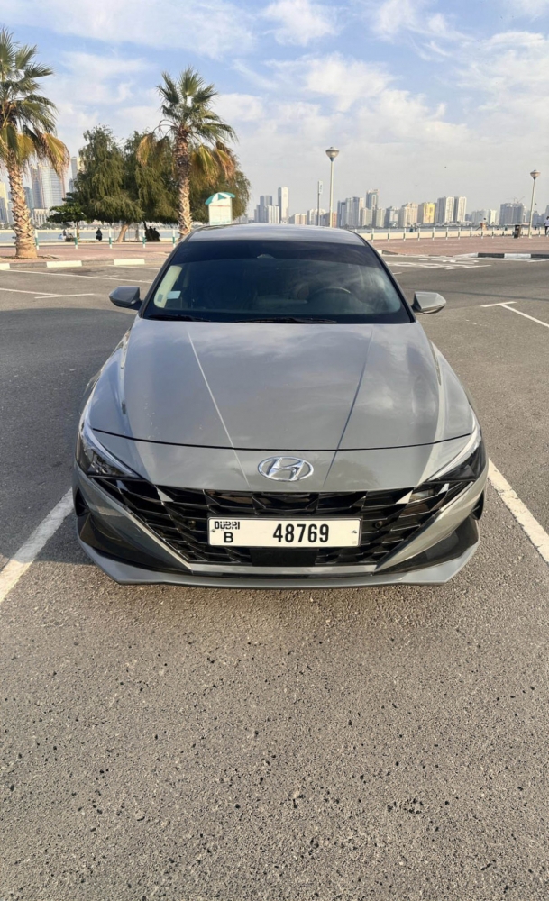 Gray Hyundai Elantra 2021