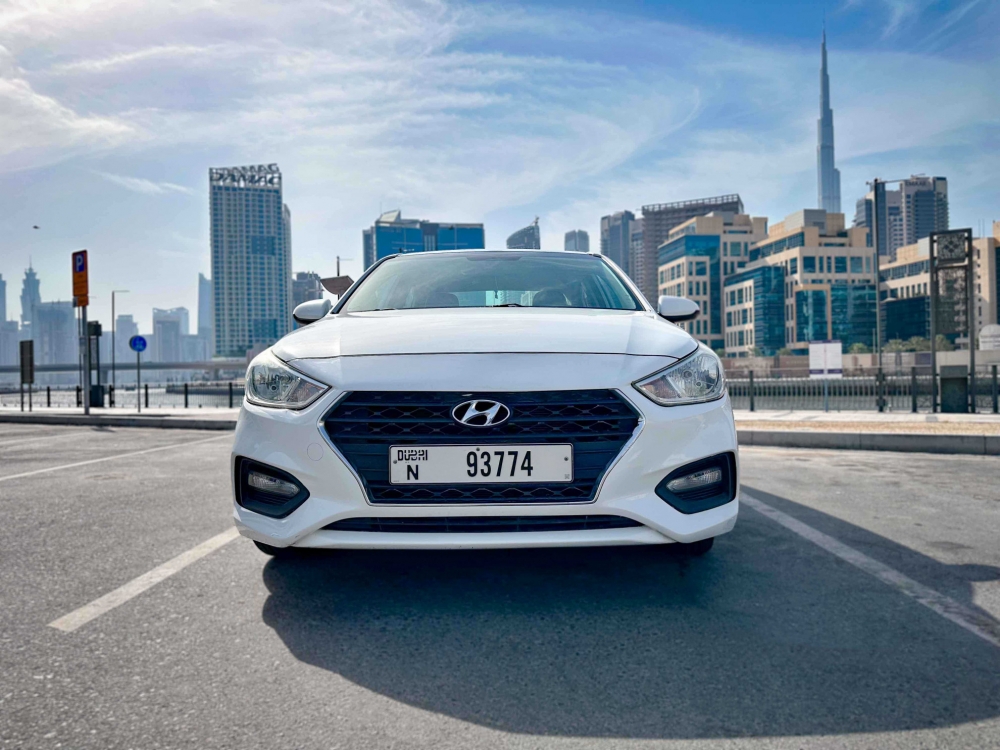 blanc Hyundai Accent 2019
