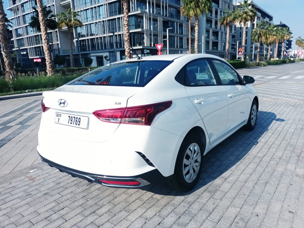 Beyaz Hyundai Aksan 2022