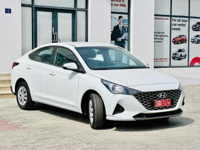 Rent Hyundai Акцент 2023