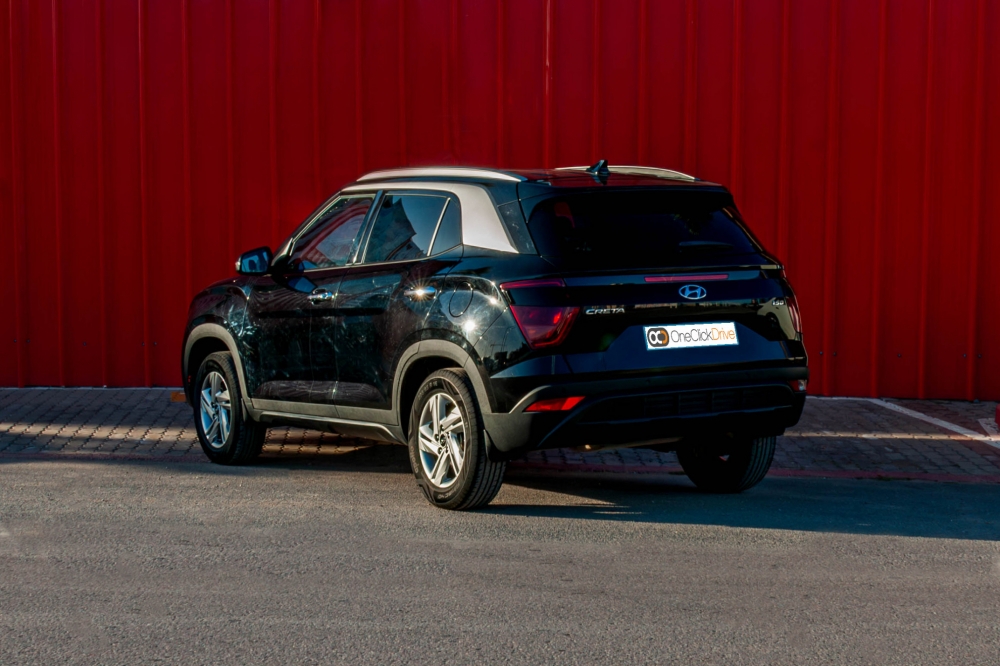 Schwarz Hyundai Creta 5-Sitzer 2023