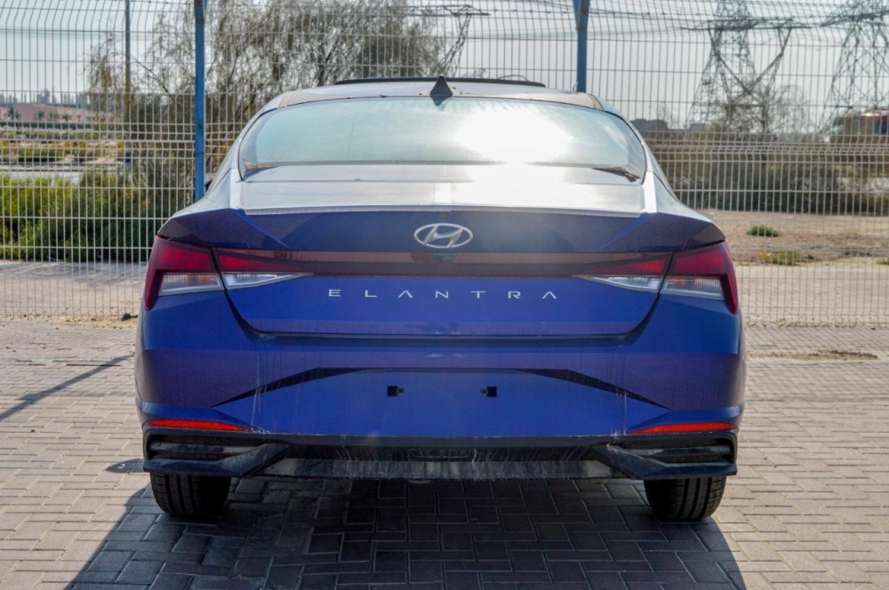 argent Hyundai Elantra 2022