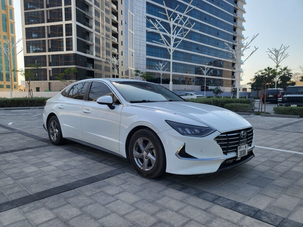 Weiß Hyundai Sonate 2021