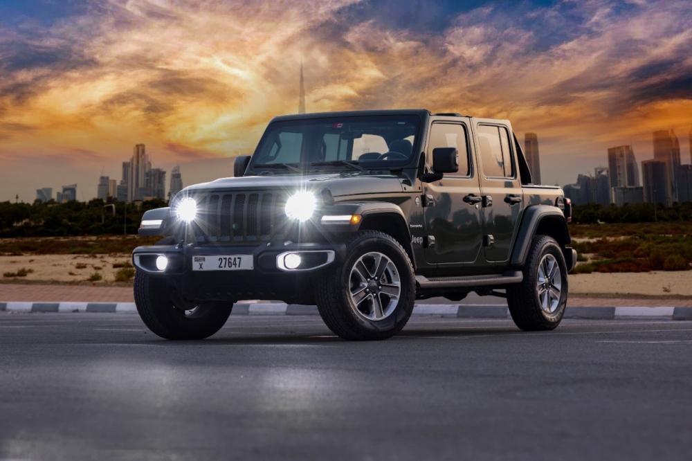 Green Jeep Wrangler Unlimited Sahara Edition 2021