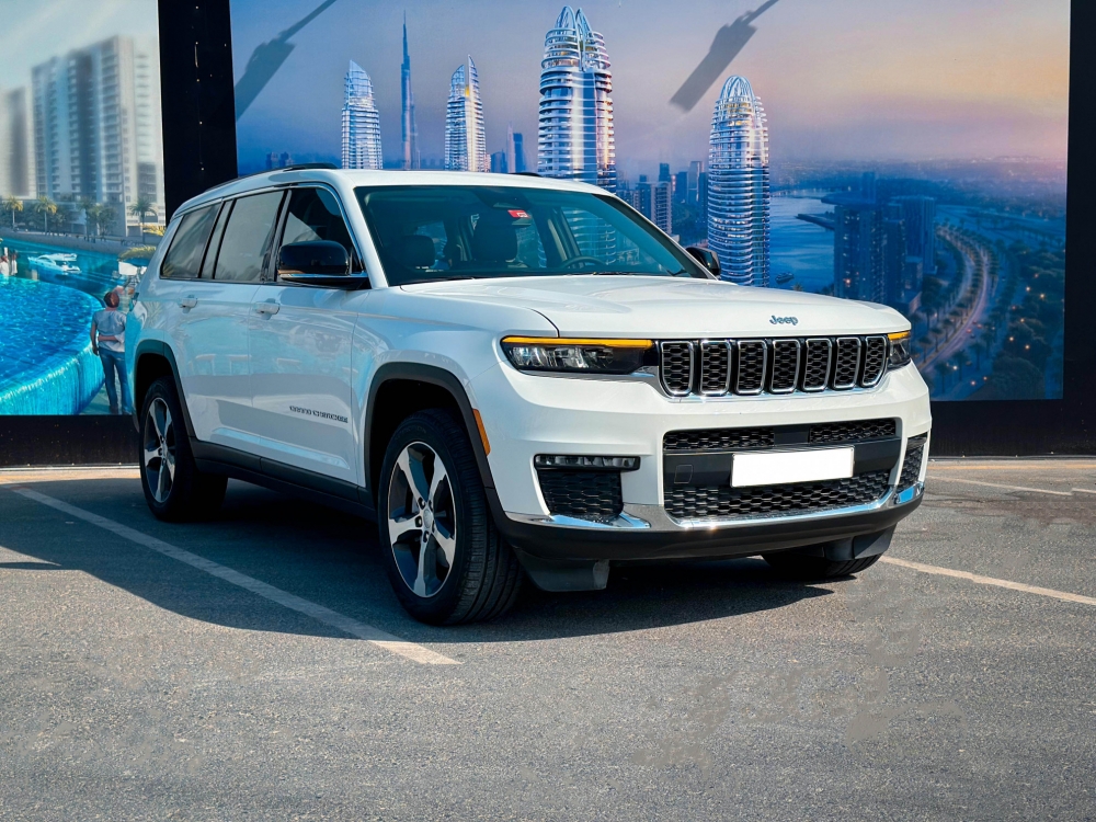 Affitto Jeep Grand Cherokee 2023 in Dubai