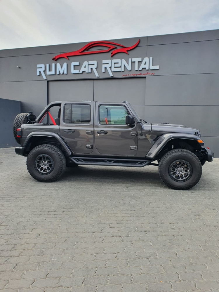 Donkergrijs Jeep Wrangler Unlimited Rubicon 4xe 2022