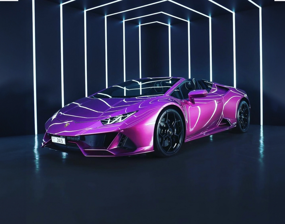 Purple Lamborghini Huracan Evo Spyder 2023