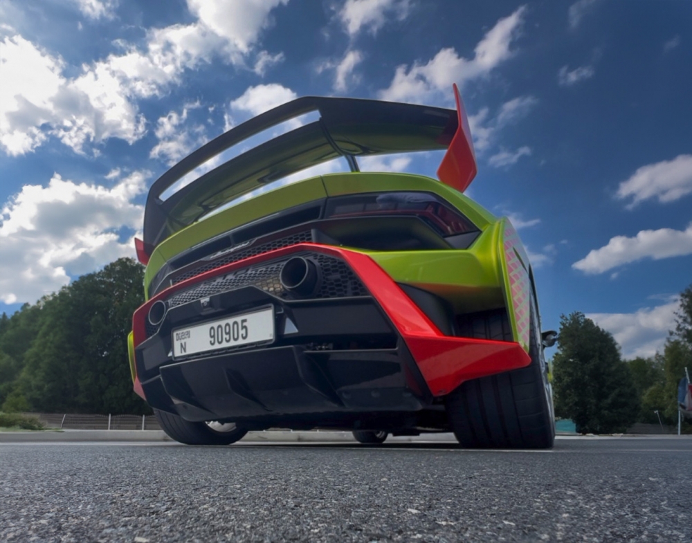 Green Lamborghini STO 2022