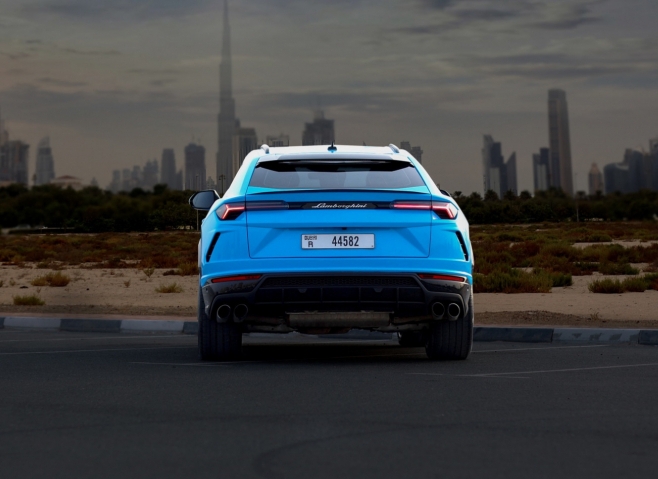 Blauw Lamborghini Urus 2020