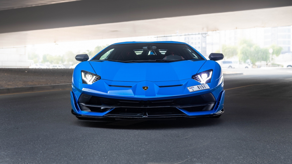 Blue Lamborghini Aventador SVJ Roadster 2022