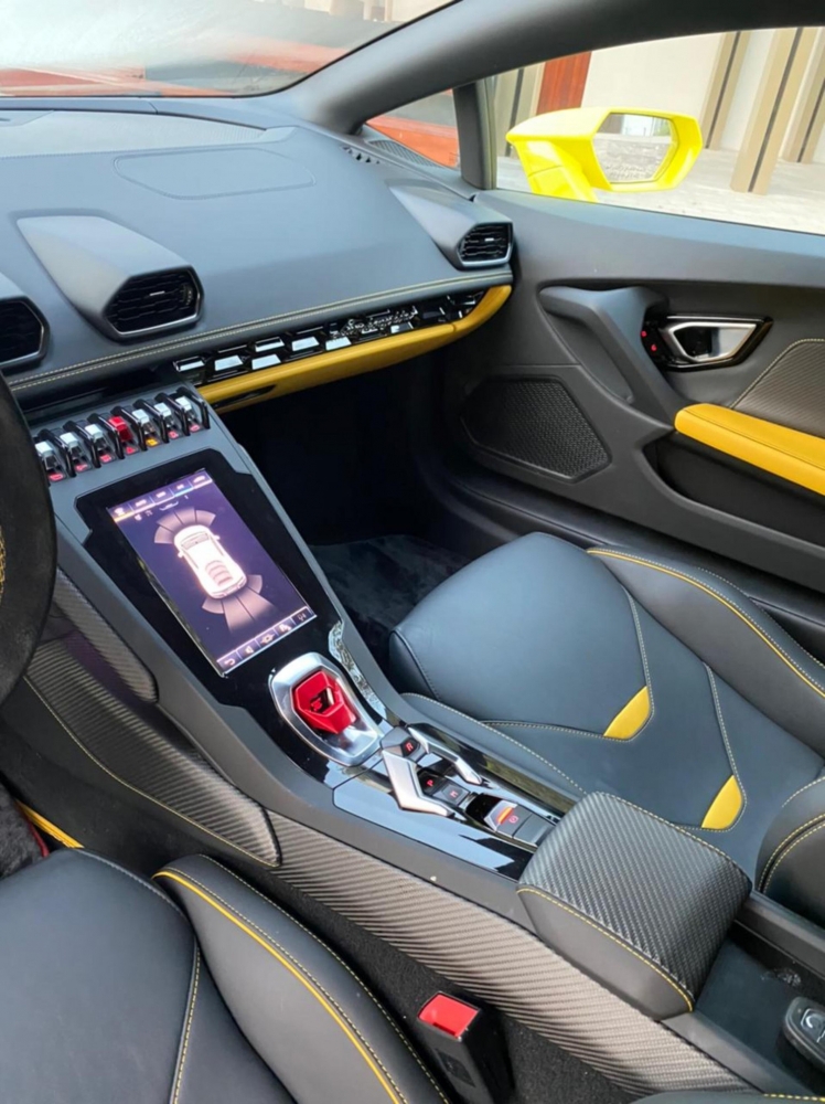 Geel Lamborghini Huracan Evo Coupé 2020