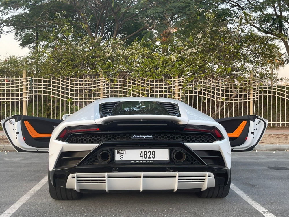 Blanco Lamborghini Huracán Evo Coupé 2021