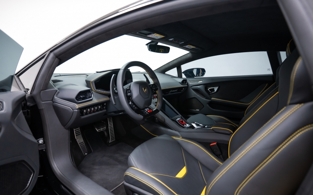zwart Lamborghini Huracan Evo Coupé 2022