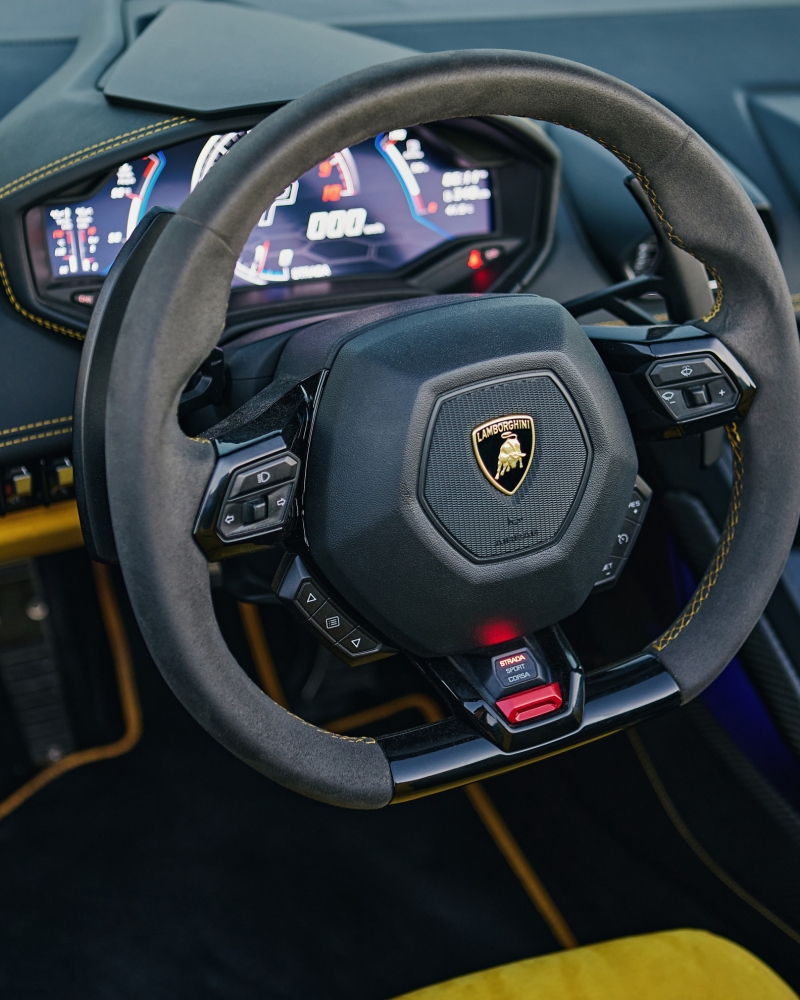 Giallo Lamborghini Huracán Evo Spyder 2020