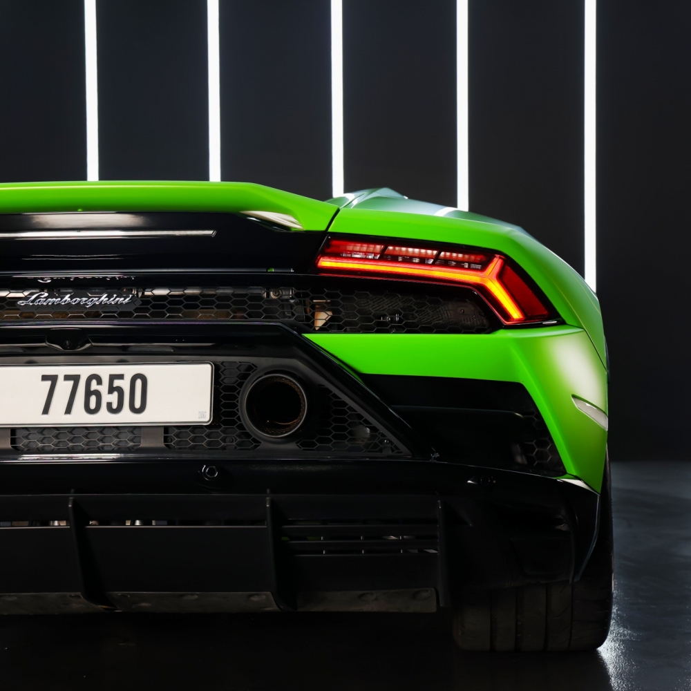 Green Lamborghini Huracan Evo Spyder 2022