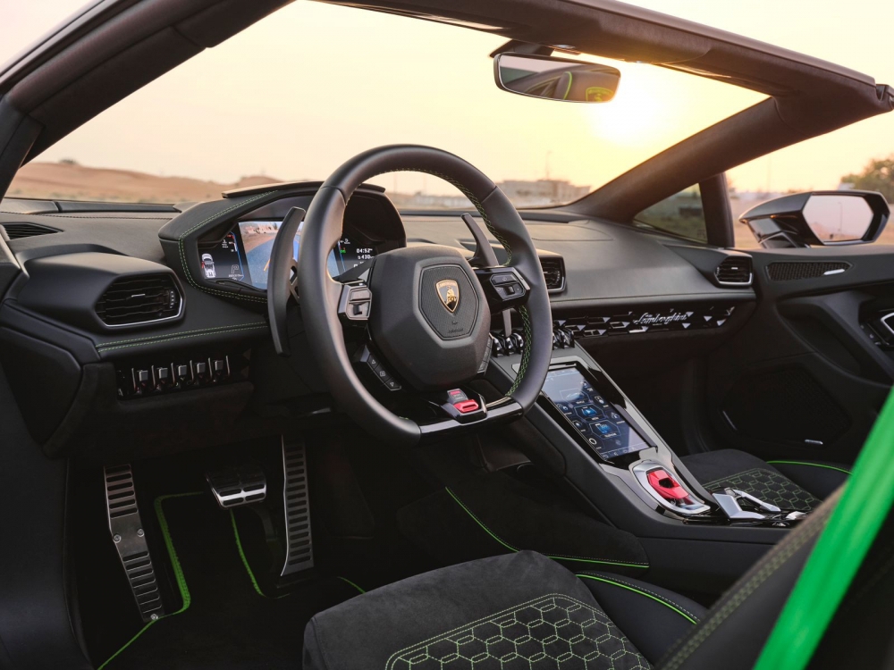 Nero Lamborghini Huracán Evo Spyder 2023