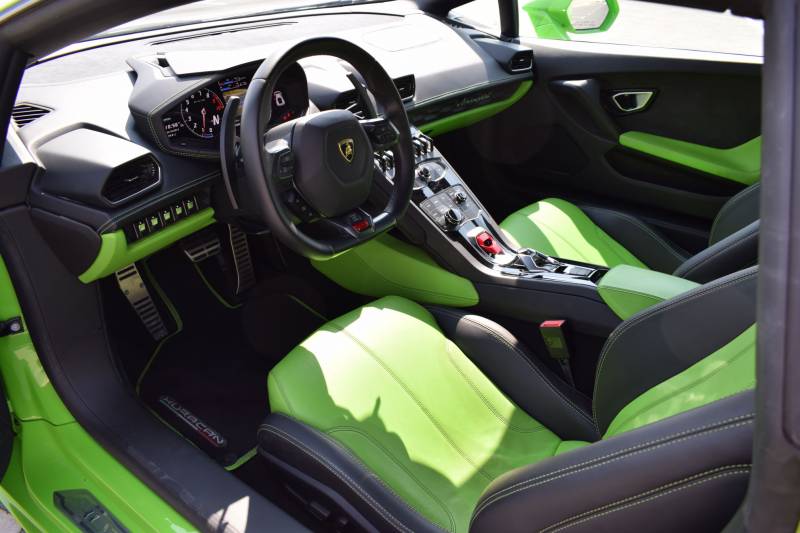 Açık yeşil Lamborghini Huracan Coupe LP610-4 2018