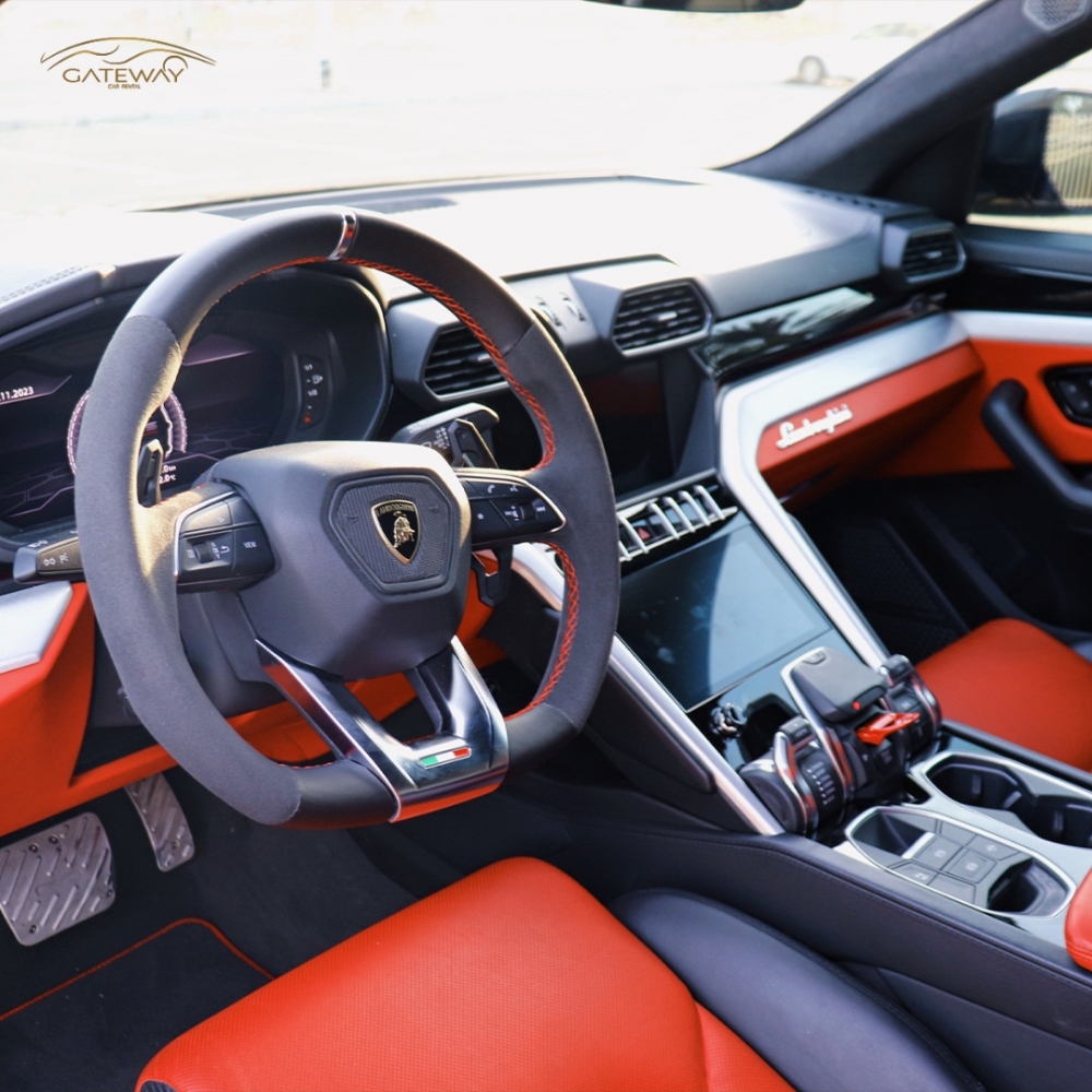 Nero Lamborghini Urus Mansory 2019