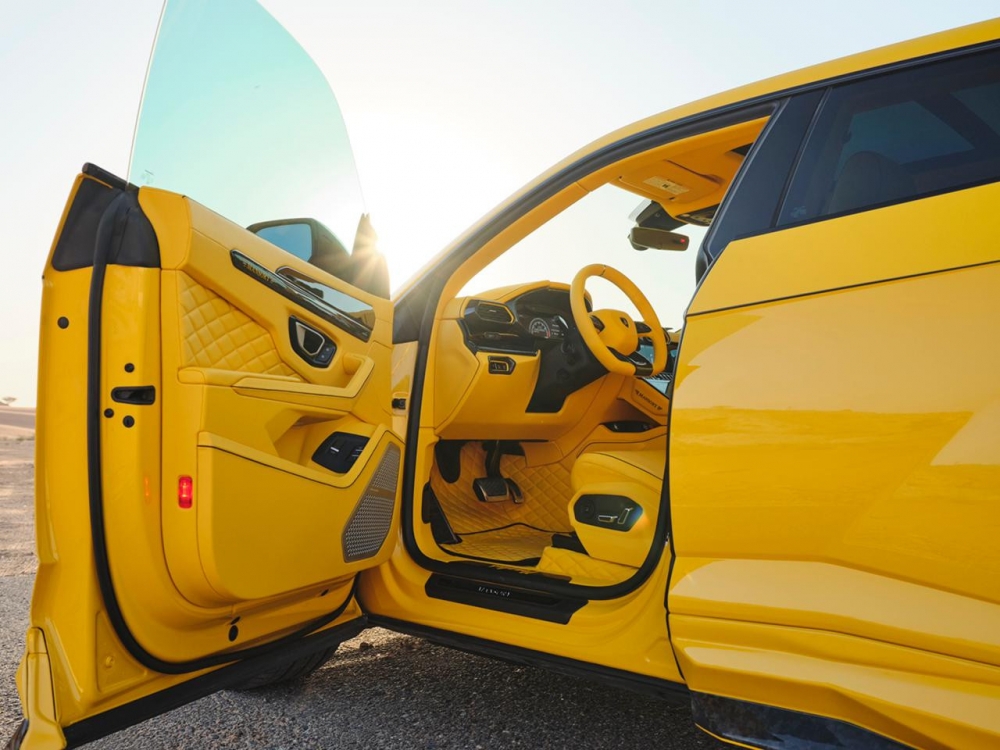 Sarı Lamborghini Urus Malikanesi 2021