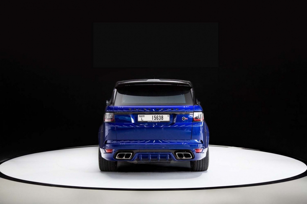 Blau Landrover Range Rover Sport SVR 2021