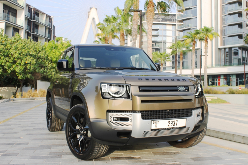 Alquilar Land Rover Defensor 2 puertas V6 2022 en Dubai