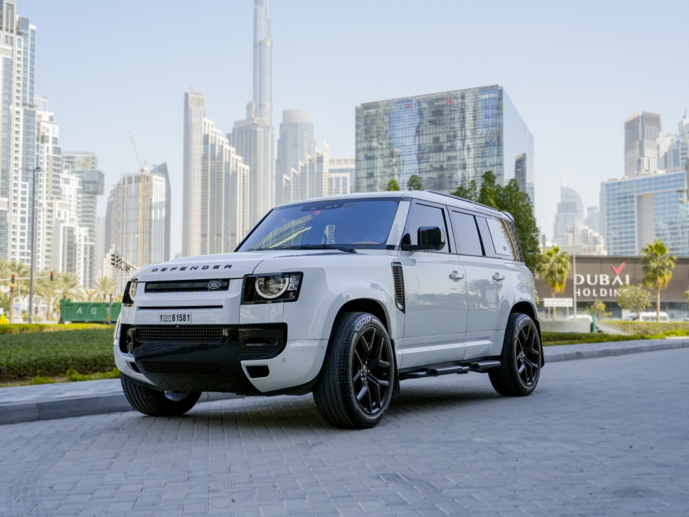 Beyaz Land Rover Defans V6 2020