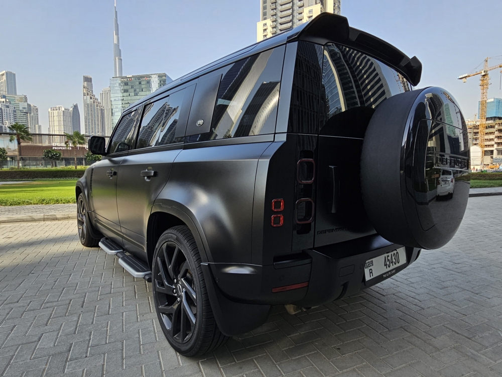 Koyu gri Land Rover Defans V6 2022