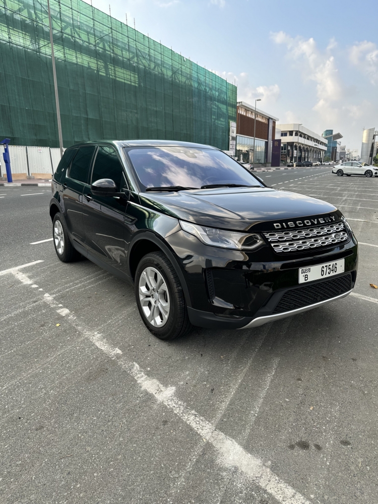 Black Land Rover Discovery Sport 2020