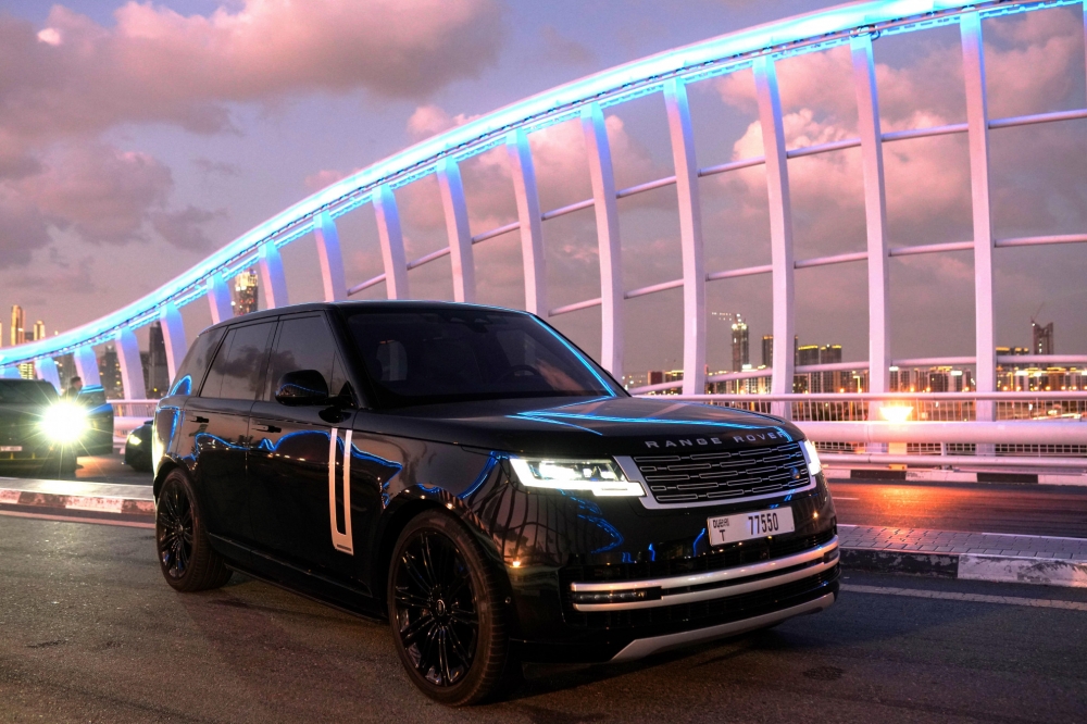 Черный Land Rover Range Rover Vogue Autobiography V8 2022 год