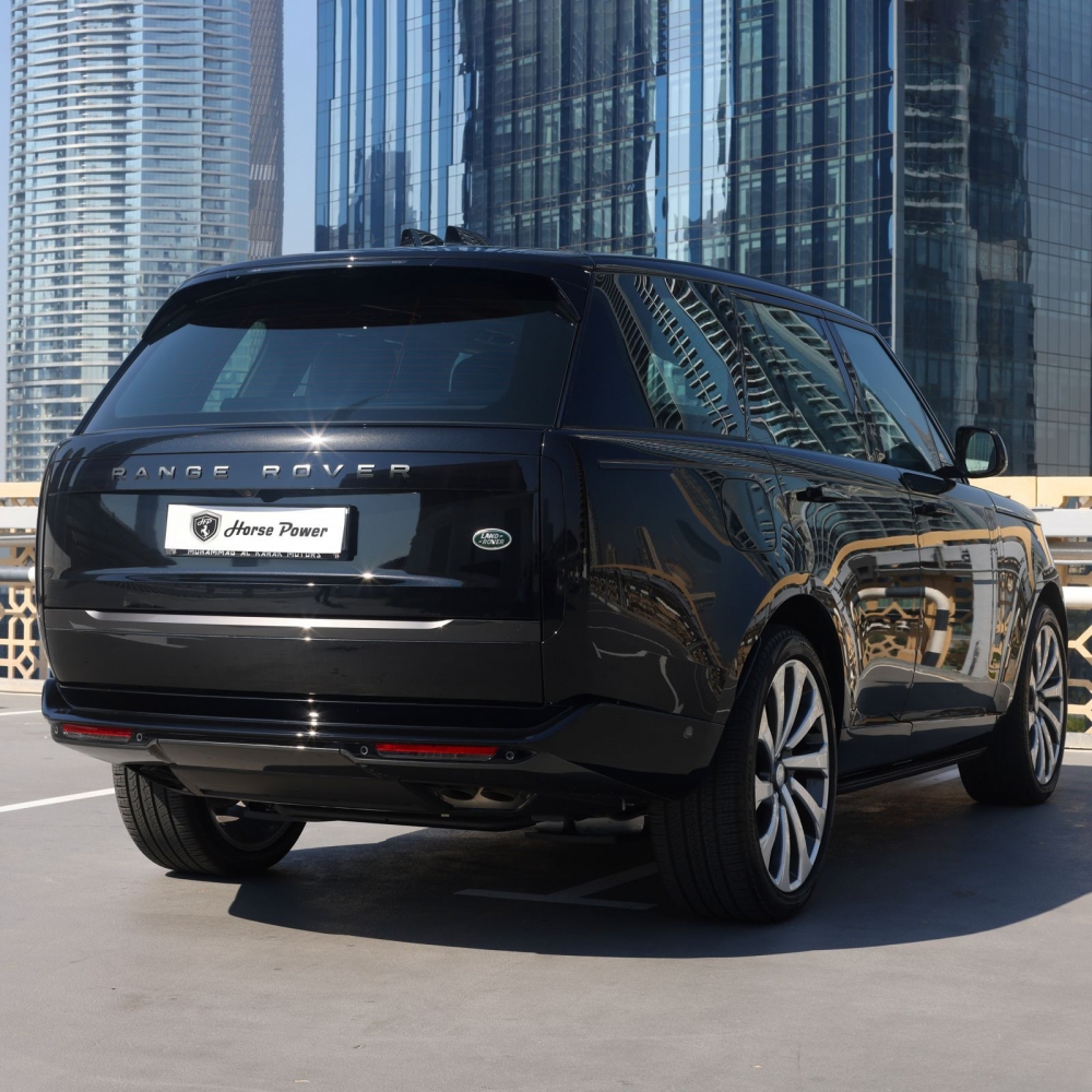 Черный Land Rover Range Rover Vogue Autobiography V8 2023 год